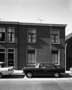 805544 Gezicht op de voorgevel van het huis Wijde Doelen 6 te Utrecht.